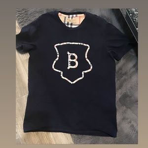 Burberry T shirt